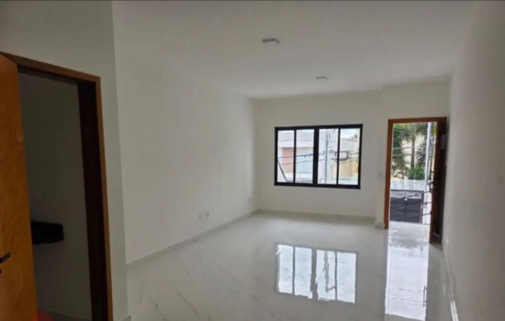 Foto 2 de Casa com 3 quartos à venda e para alugar, 117m2 em Vila Carrão, São Paulo - SP