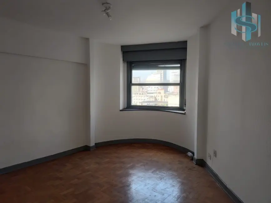 Apartamento com 1 quarto à venda, 33m2 em Centro, São Paulo - SP - imagem 1 Foto 1 de Apartamento com 1 quarto à venda, 33m2 em Centro, São Paulo - SP