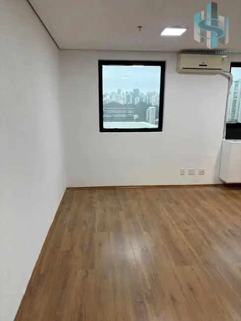 Sala Comercial para alugar, 27m2 em Várzea da Barra Funda, São Paulo - SP - imagem 2 Foto 2 de Sala Comercial para alugar, 27m2 em Várzea da Barra Funda, São Paulo - SP