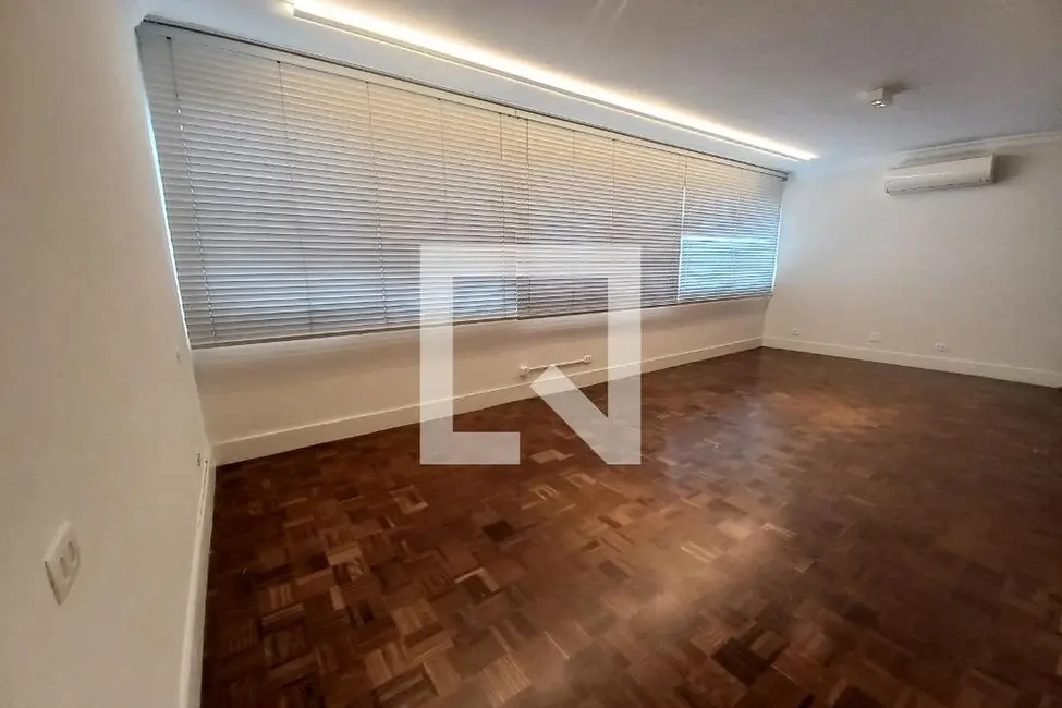 Apartamento com 3 quartos à venda, 145m2 em Santa Cecília, São Paulo - SP - imagem 4 Foto 4 de Apartamento com 3 quartos à venda, 145m2 em Santa Cecília, São Paulo - SP