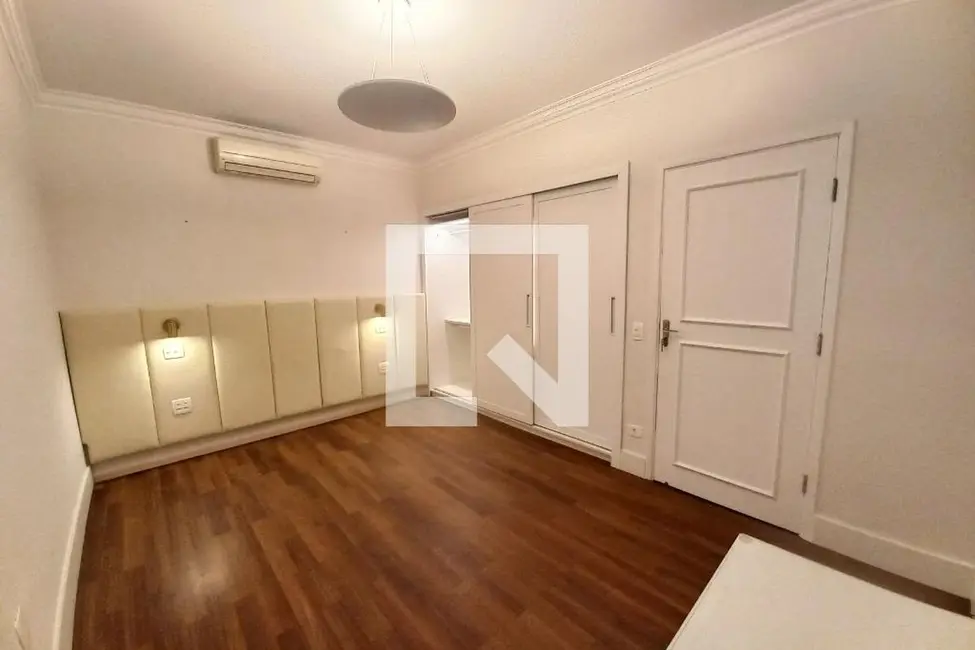 Apartamento com 3 quartos à venda, 145m2 em Santa Cecília, São Paulo - SP - imagem 8 Foto 8 de Apartamento com 3 quartos à venda, 145m2 em Santa Cecília, São Paulo - SP