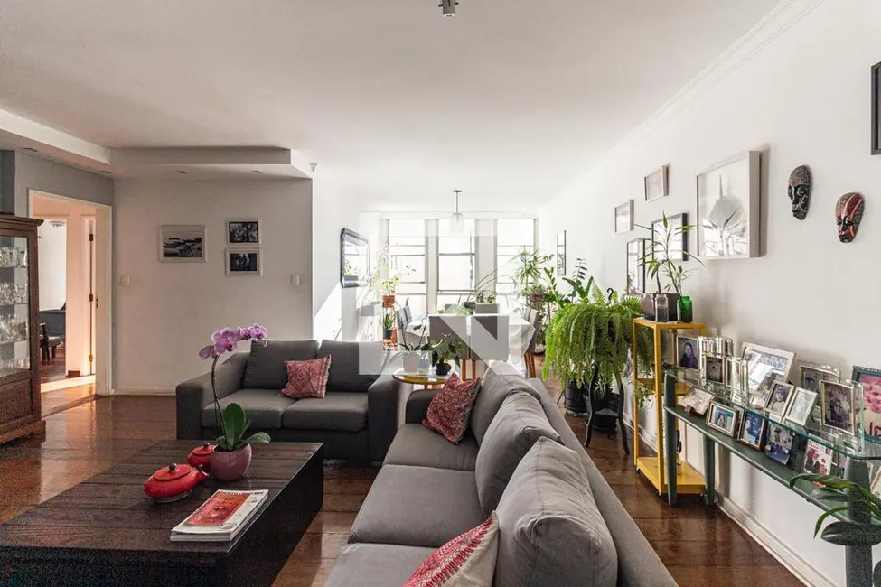 Apartamento com 3 quartos à venda, 165m2 em Santa Cecília, São Paulo - SP - imagem 2 Foto 2 de Apartamento com 3 quartos à venda, 165m2 em Santa Cecília, São Paulo - SP