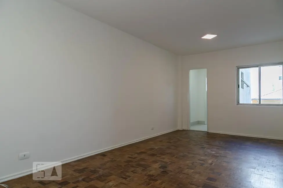 Kitnet com 1 quarto à venda, 30m2 em Santa Cecília, São Paulo - SP - imagem 3 Foto 3 de Kitnet com 1 quarto à venda, 30m2 em Santa Cecília, São Paulo - SP