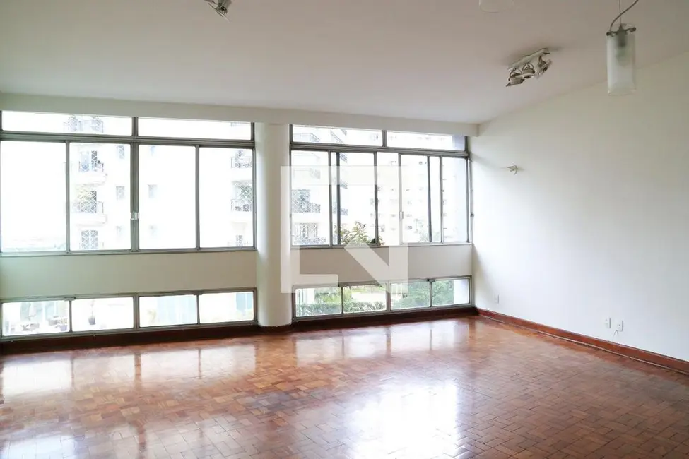 Apartamento com 3 quartos à venda, 140m2 em Santa Cecília, São Paulo - SP - imagem 3 Foto 3 de Apartamento com 3 quartos à venda, 140m2 em Santa Cecília, São Paulo - SP