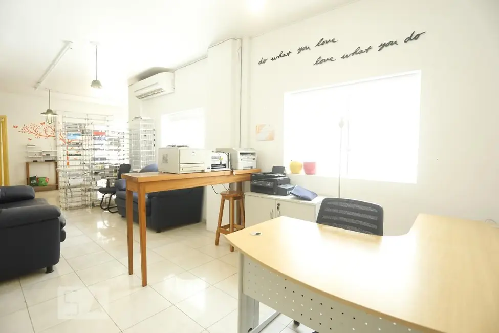 Foto 3 de Casa com 3 quartos à venda, 180m2 em Santa Cecília, São Paulo - SP