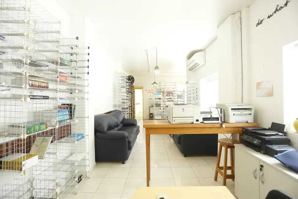 Foto 2 de Casa com 3 quartos à venda, 180m2 em Santa Cecília, São Paulo - SP
