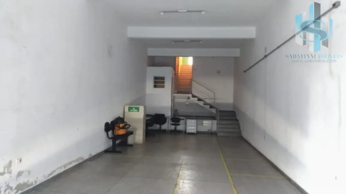 Foto 2 de Armazém / Galpão à venda, 240m2 em Vila Jaguari, São Paulo - SP