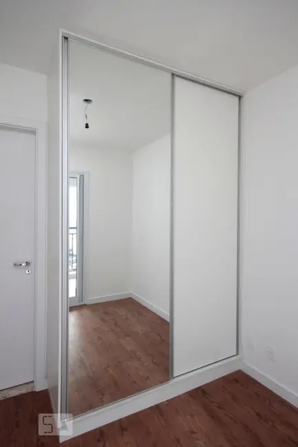 Kitnet com 1 quarto à venda, 35m2 em Santa Cecília, São Paulo - SP - imagem 3 Foto 3 de Kitnet com 1 quarto à venda, 35m2 em Santa Cecília, São Paulo - SP