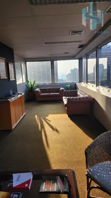 Foto 3 de Loja para alugar, 239m2 em Bela Vista, São Paulo - SP