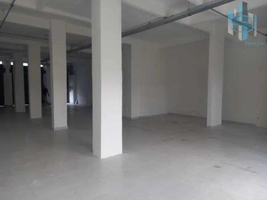 Armazém / Galpão para alugar, 180m2 em Tucuruvi, São Paulo - SP - imagem 2 Foto 2 de Armazém / Galpão para alugar, 180m2 em Tucuruvi, São Paulo - SP