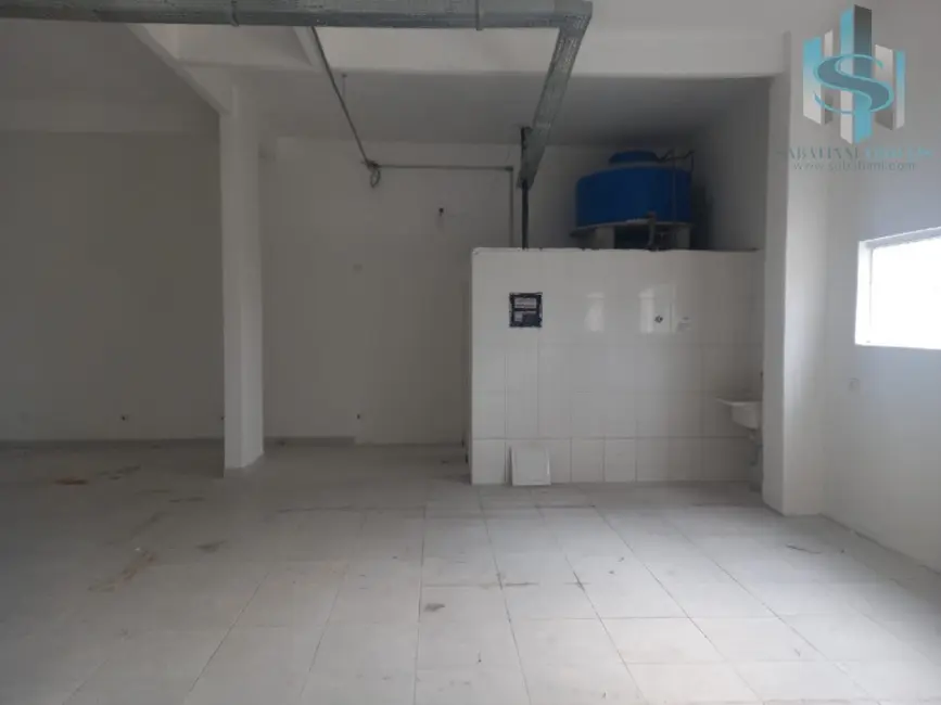Armazém / Galpão para alugar, 180m2 em Tucuruvi, São Paulo - SP - imagem 8 Foto 8 de Armazém / Galpão para alugar, 180m2 em Tucuruvi, São Paulo - SP