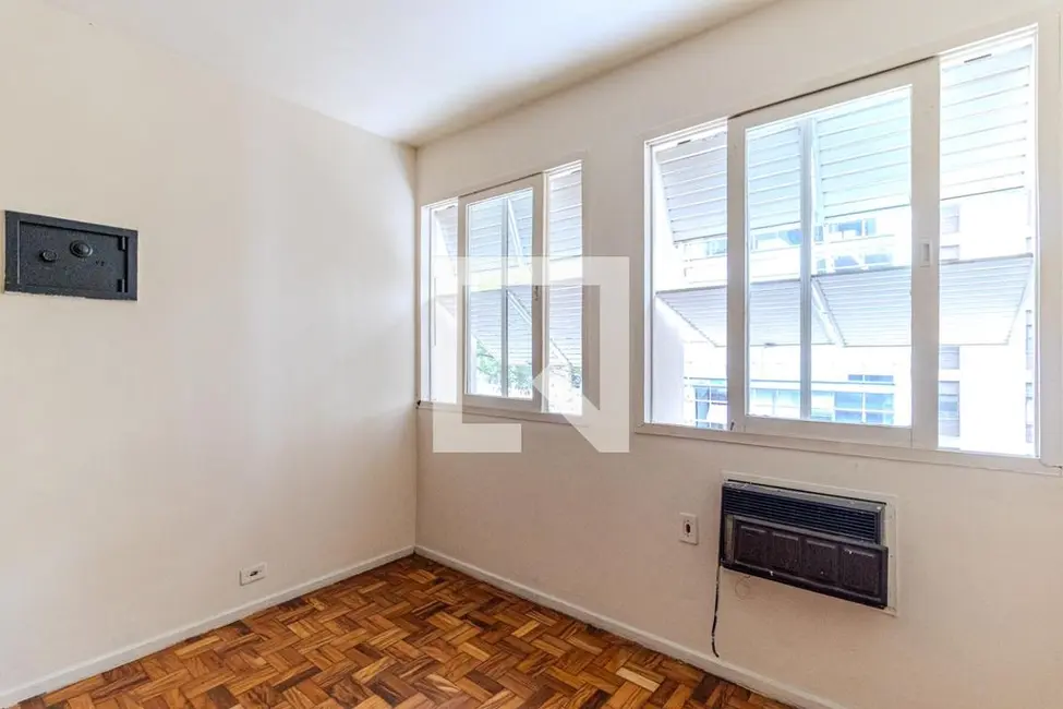 Kitnet com 1 quarto à venda, 42m2 em Santa Cecília, São Paulo - SP - imagem 4 Foto 4 de Kitnet com 1 quarto à venda, 42m2 em Santa Cecília, São Paulo - SP