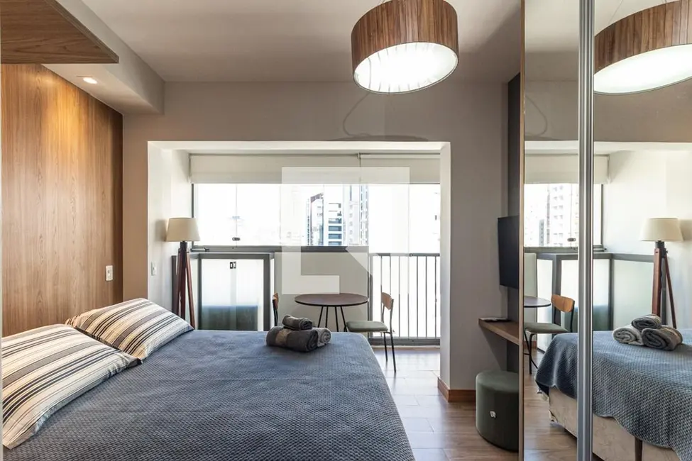 Kitnet com 1 quarto à venda, 33m2 em Higienópolis, São Paulo - SP - imagem 2 Foto 2 de Kitnet com 1 quarto à venda, 33m2 em Higienópolis, São Paulo - SP