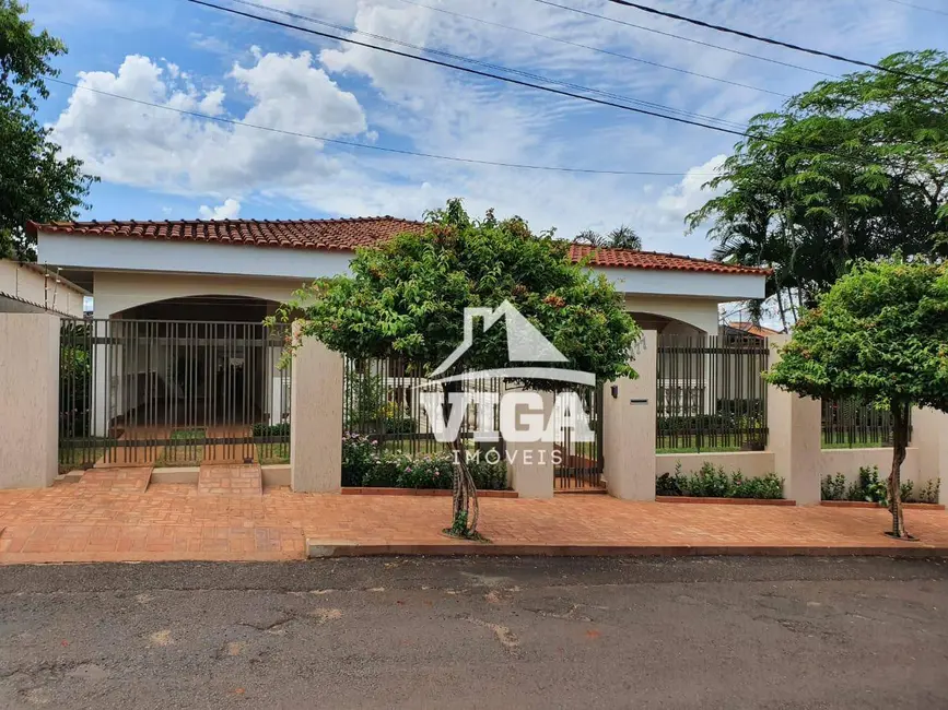 Foto 1 de Casa com 3 quartos à venda, 720m2 em Itumbiara - GO
