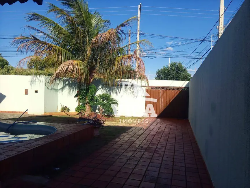 Casa com 4 quartos à venda, 360m2 em Arapora - MG - imagem 4 Foto 4 de Casa com 4 quartos à venda, 360m2 em Arapora - MG