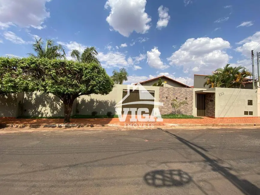 Foto 1 de Casa com 3 quartos à venda, 720m2 em Residencial Jardim Primavera, Itumbiara - GO