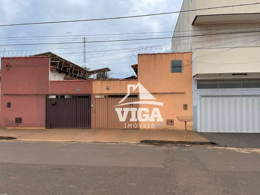 Casa com 4 quartos à venda, 360m2 em Itumbiara - GO - imagem 3 Foto 3 de Casa com 4 quartos à venda, 360m2 em Itumbiara - GO