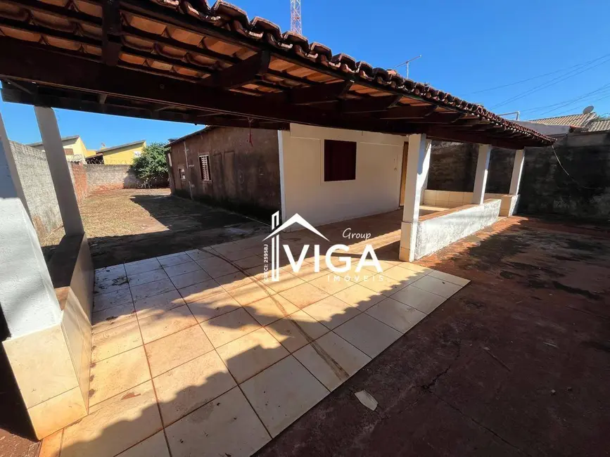 Foto 2 de Casa com 3 quartos para alugar, 360m2 em Setor Planalto, Itumbiara - GO