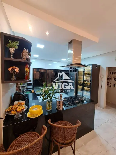 Casa com 3 quartos à venda, 250m2 em Itumbiara - GO - imagem 9 Foto 9 de Casa com 3 quartos à venda, 250m2 em Itumbiara - GO