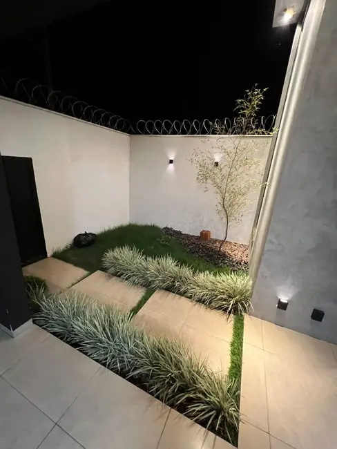 Foto 4 de Casa com 3 quartos à venda, 250m2 em Itumbiara - GO