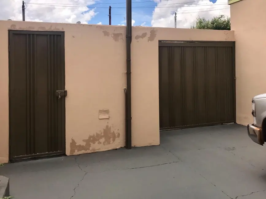 Foto 3 de Casa com 3 quartos à venda, 189m2 em Itumbiara - GO