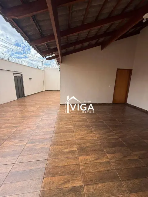 Foto 2 de Casa com 3 quartos à venda, 300m2 em Residencial Jardim Primavera, Itumbiara - GO