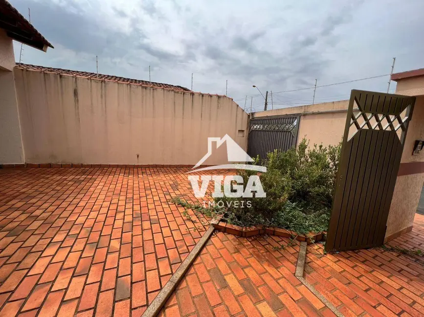 Foto 2 de Casa com 4 quartos à venda, 594m2 em Alto da Boa Vista, Itumbiara - GO