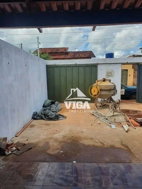 Foto 3 de Casa com 2 quartos à venda, 180m2 em Jardim Bandeirantes, Itumbiara - GO
