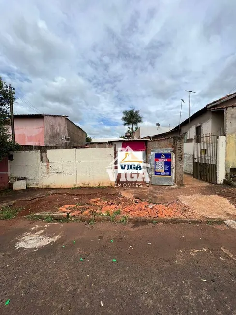 Foto 1 de Terreno / Lote à venda, 280m2 em Itumbiara - GO