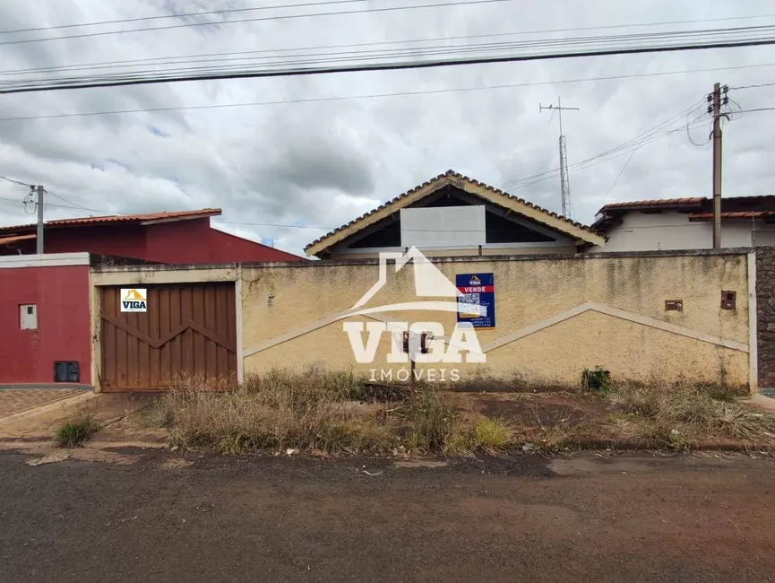 Foto 1 de Casa com 3 quartos à venda, 281m2 em Itumbiara - GO