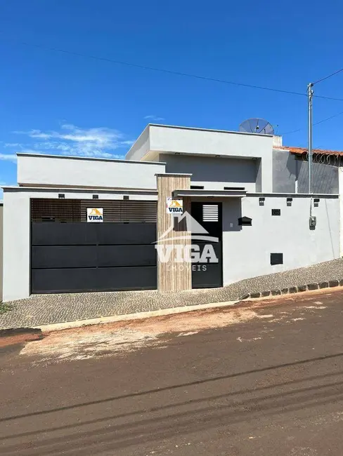 Foto 1 de Casa com 2 quartos à venda, 133m2 em Itumbiara - GO