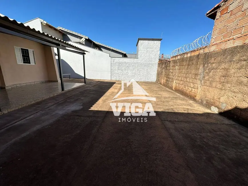 Foto 8 de Casa com 2 quartos para alugar, 260m2 em Arapora - MG