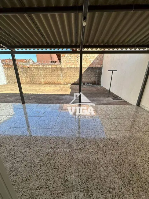 Foto 7 de Casa com 2 quartos para alugar, 260m2 em Arapora - MG