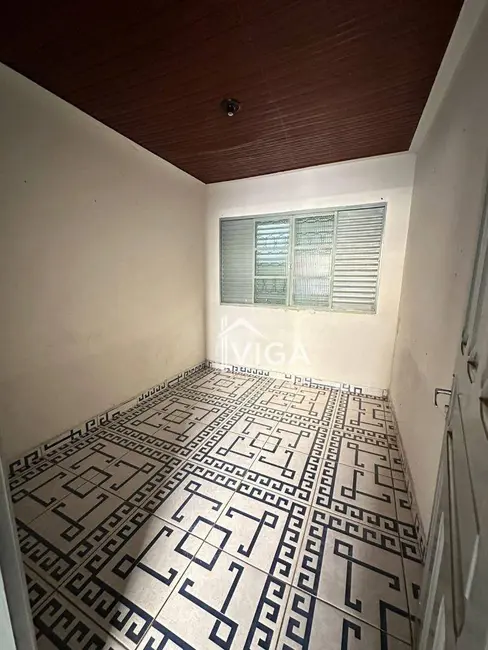 Casa com 3 quartos para alugar, 180m2 em Itumbiara - GO - imagem 8 Foto 8 de Casa com 3 quartos para alugar, 180m2 em Itumbiara - GO