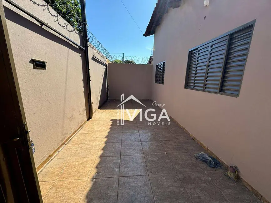 Casa com 2 quartos para alugar, 300m2 em Setor Luz, Itumbiara - GO - imagem 3 Foto 3 de Casa com 2 quartos para alugar, 300m2 em Setor Luz, Itumbiara - GO