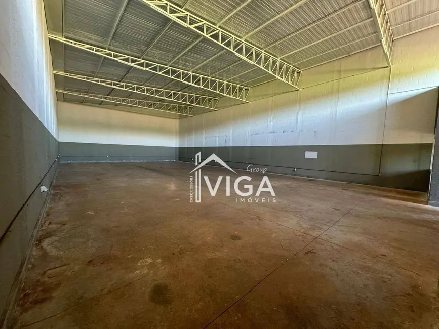 Armazém / Galpão para alugar, 400m2 em Arapora - MG - imagem 6 Foto 6 de Armazém / Galpão para alugar, 400m2 em Arapora - MG