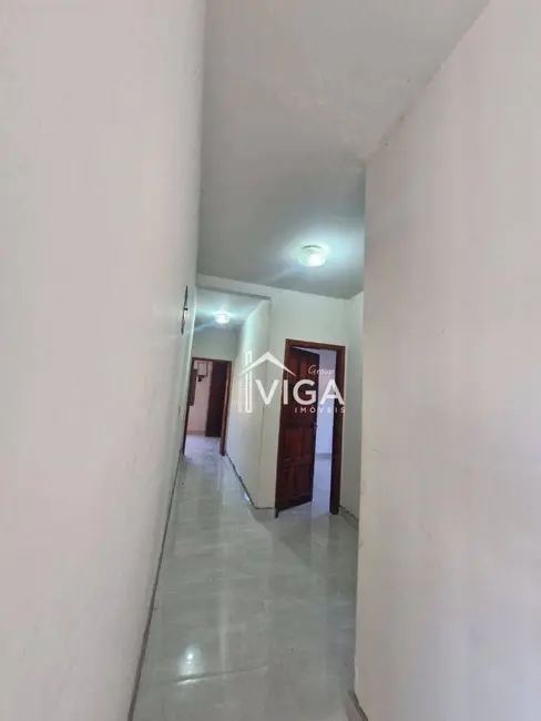 Casa com 3 quartos à venda e para alugar, 285m2 em Itumbiara - GO - imagem 5 Foto 5 de Casa com 3 quartos à venda e para alugar, 285m2 em Itumbiara - GO