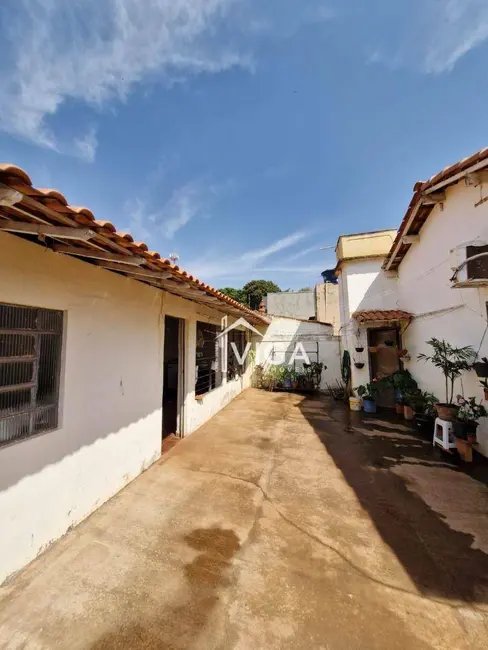 Casa com 3 quartos à venda e para alugar, 285m2 em Itumbiara - GO - imagem 6 Foto 6 de Casa com 3 quartos à venda e para alugar, 285m2 em Itumbiara - GO