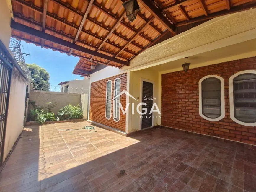 Foto 2 de Casa com 3 quartos à venda e para alugar, 285m2 em Itumbiara - GO