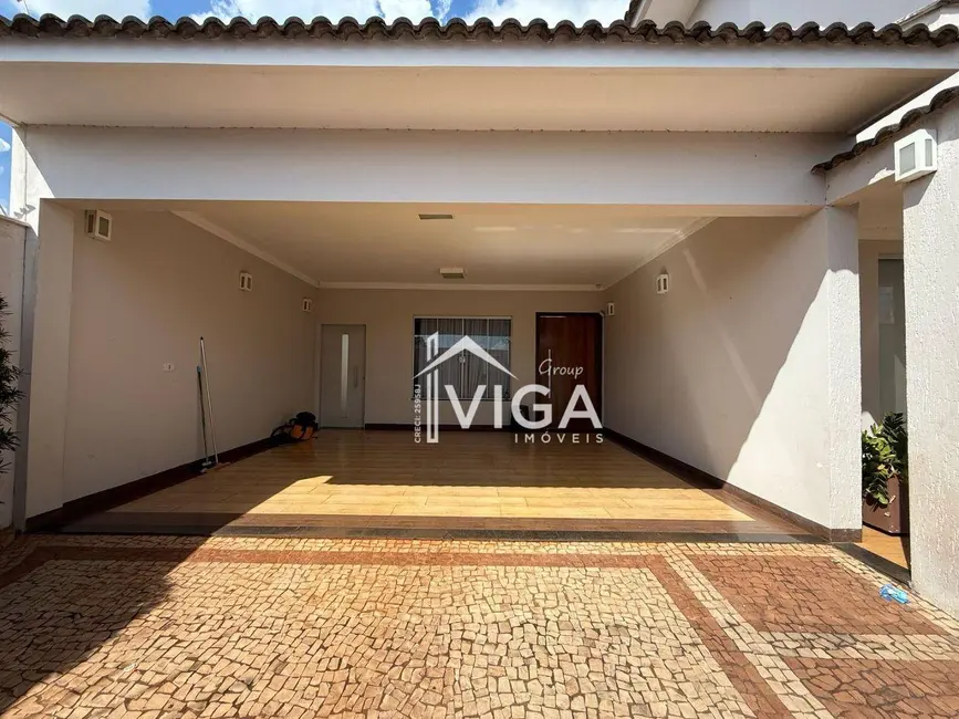 Foto 2 de Casa com 3 quartos à venda, 360m2 em Itumbiara - GO