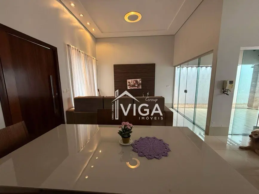 Foto 9 de Casa com 3 quartos à venda, 360m2 em Itumbiara - GO