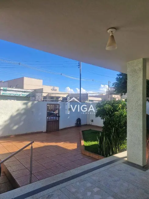 Casa com 4 quartos à venda e para alugar, 652m2 em Itumbiara - GO - imagem 4 Foto 4 de Casa com 4 quartos à venda e para alugar, 652m2 em Itumbiara - GO