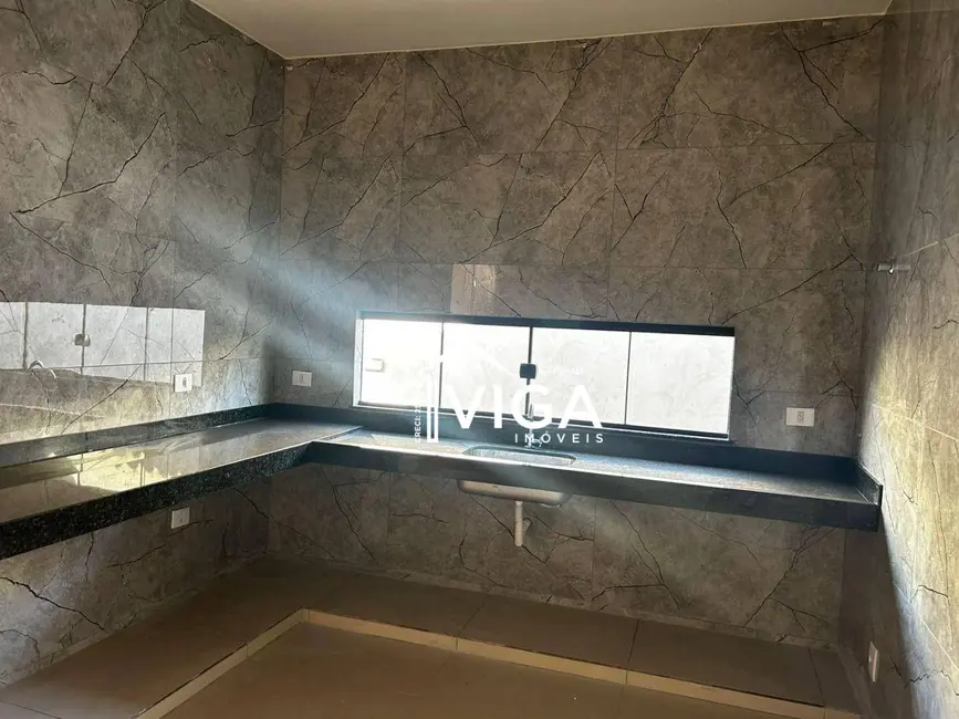 Casa com 3 quartos à venda, 180m2 em Setor Planalto, Itumbiara - GO - imagem 3 Foto 3 de Casa com 3 quartos à venda, 180m2 em Setor Planalto, Itumbiara - GO