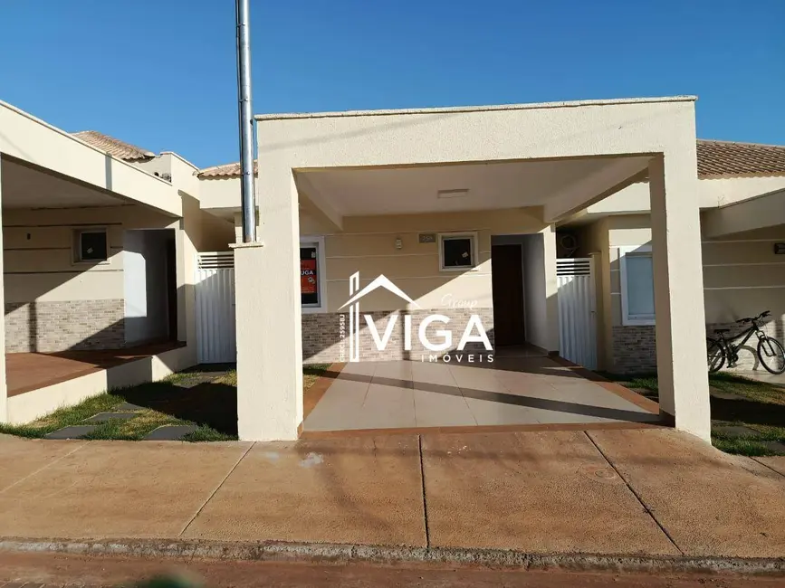 Foto 1 de Casa de Condomínio com 2 quartos para alugar, 88m2 em Arapora - MG