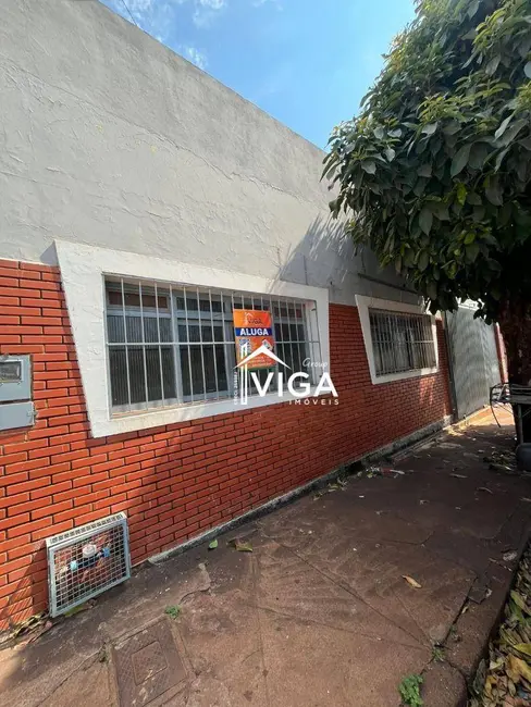 Casa com 3 quartos para alugar, 250m2 em Itumbiara - GO - imagem 1 Foto 1 de Casa com 3 quartos para alugar, 250m2 em Itumbiara - GO