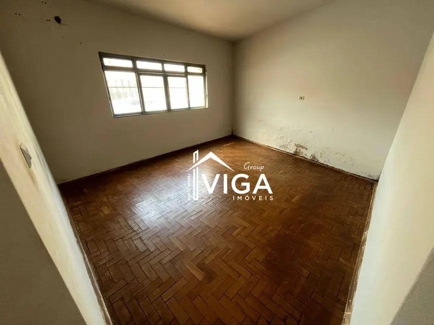 Casa com 3 quartos para alugar, 250m2 em Itumbiara - GO - imagem 5 Foto 5 de Casa com 3 quartos para alugar, 250m2 em Itumbiara - GO