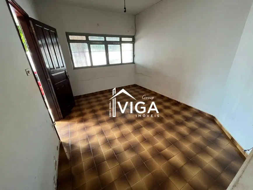 Casa com 3 quartos para alugar, 250m2 em Itumbiara - GO - imagem 4 Foto 4 de Casa com 3 quartos para alugar, 250m2 em Itumbiara - GO