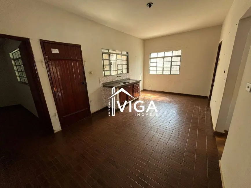Casa com 3 quartos para alugar, 250m2 em Itumbiara - GO - imagem 8 Foto 8 de Casa com 3 quartos para alugar, 250m2 em Itumbiara - GO