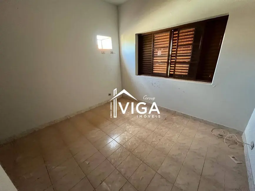 Sobrado com 3 quartos à venda e para alugar, 349m2 em Itumbiara - GO - imagem 7 Foto 7 de Sobrado com 3 quartos à venda e para alugar, 349m2 em Itumbiara - GO