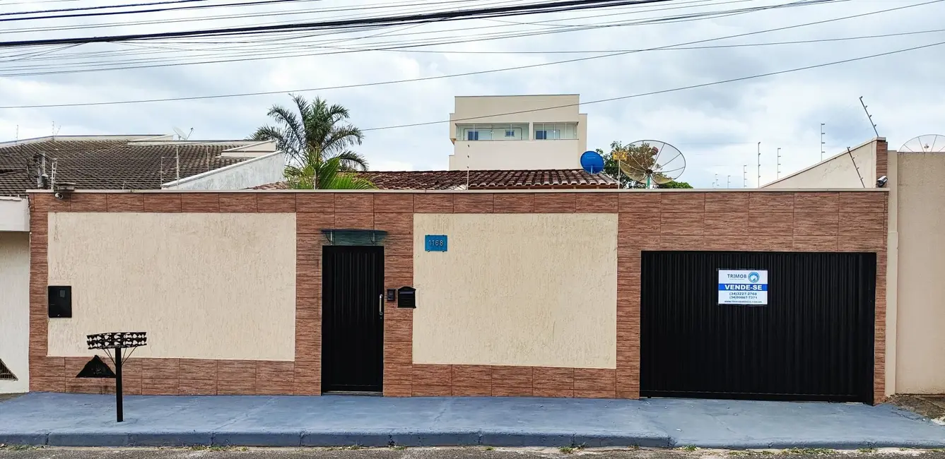 Foto 1 de Casa com 3 quartos à venda, 169m2 em Santa Mônica, Uberlandia - MG